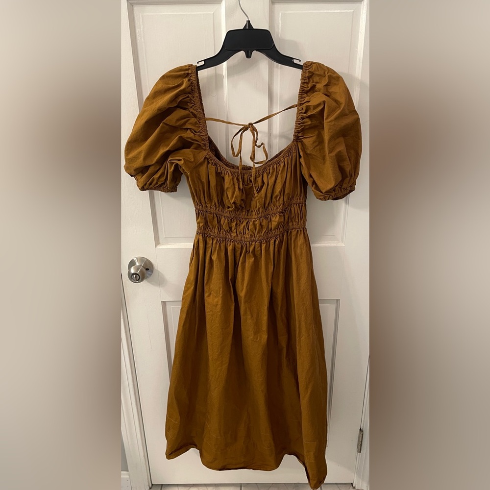 En Saison Puff Sveta Midi Dress - Picture 3 of 6